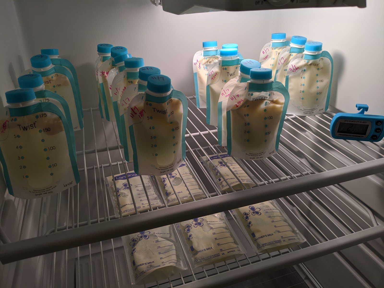 A new mom’s guide to pumping milk while traveling for work